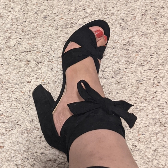 Sandals - Picture 3 of 7